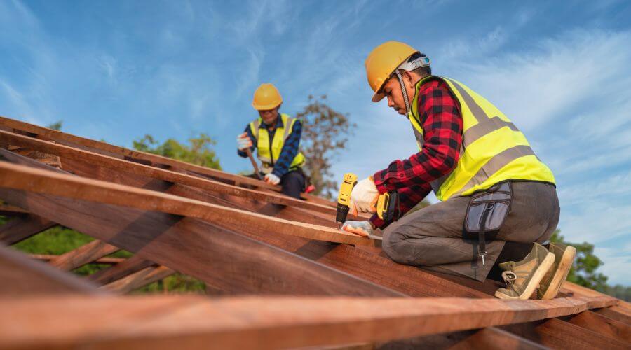Expert Emergency Roof Repairs services in East Leroy, MI